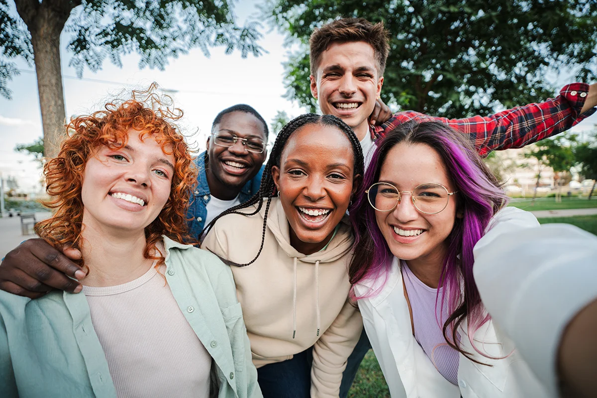 People smiling while in the same therapy programs